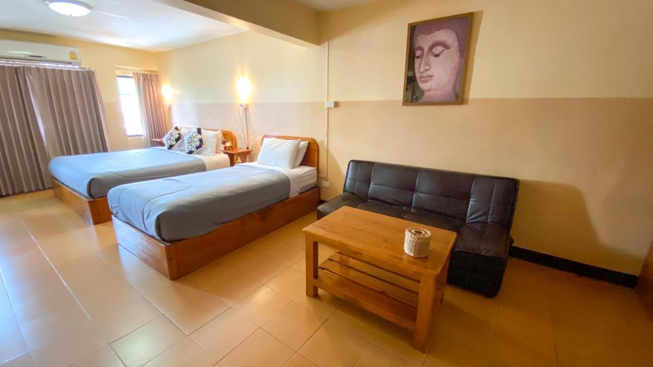 Funky Monkey Cnx - Guesthouse Chiang Mai Eksteriør bilde